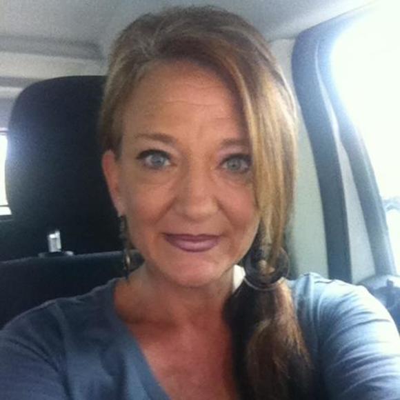 Meet your Posher, Kerri - Picture 1 of 1